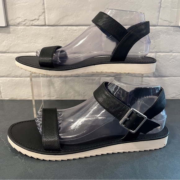 FarylRobin sz 9 Somaria black Ankle Strap Buckle Sandal - Picture 3 of 13